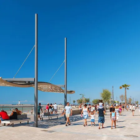 Appartamento Le Sunset-cap Sud-7 By Interhome